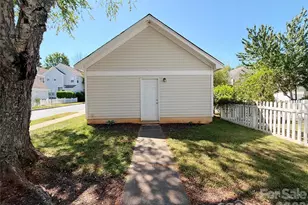 11223 Blue Cedar Ln, Charlotte, NC 28277 - Photo 25
