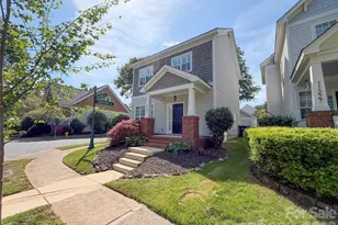 11223 Blue Cedar Ln, Charlotte, NC 28277 - Photo 3