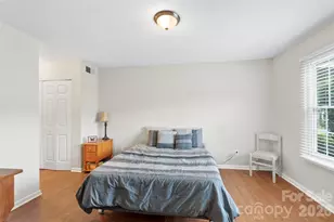 9005 Four Mile Crk Rd, Charlotte, NC 28277 - Photo 15