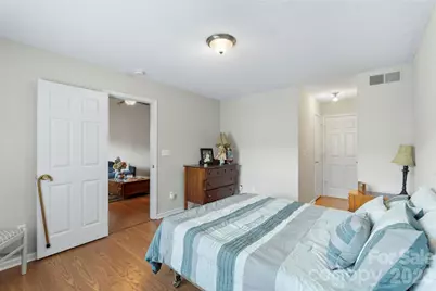 9005 Four Mile Creek Road, Charlotte, NC 28277 - Photo 17