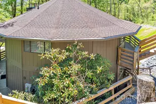 315 Timber Ridge Rd, Sugar Mountain, NC 28604 - Photo 23