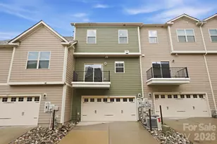 327 Annandale Dr, Fort Mill, SC 29708 - Photo 3