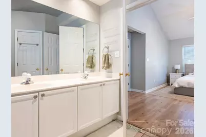 3930 Huntmeadow Drive, Charlotte, NC 28269 - Photo 25