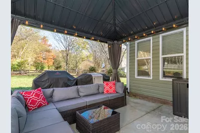 3930 Huntmeadow Drive, Charlotte, NC 28269 - Photo 39