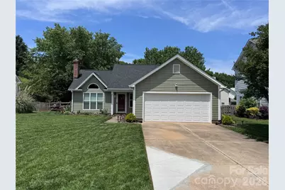 3930 Huntmeadow Drive, Charlotte, NC 28269 - Photo 47