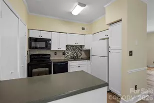 5925 Quail Hollow Rd, Charlotte, NC 28210 - Photo 5