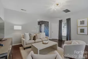 2403 Diplomat Ln, Charlotte, NC 28210 - Photo 11