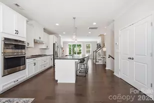 507 Upper Stone Cir, Charlotte, NC 28211 - Photo 7