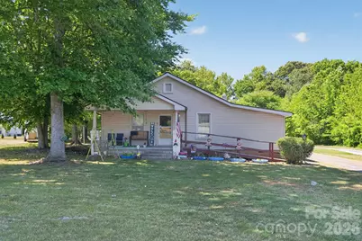 512 W Bank Street, Salisbury, NC 28146 - Photo 1