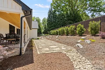 710 Knollwood Drive, Hendersonville, NC 28791 - Photo 37