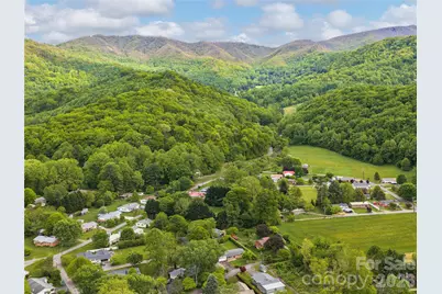 125 Playground Court, Waynesville, NC 28786 - Photo 25
