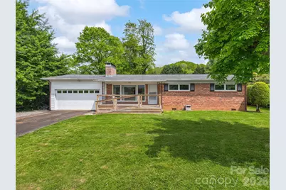 125 Playground Court, Waynesville, NC 28786 - Photo 1