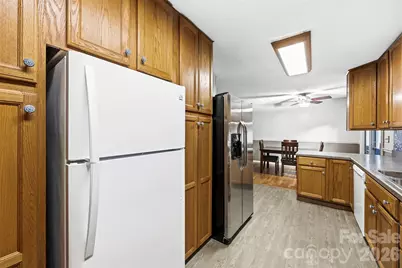 102 Stacybrook Drive SE, Concord, NC 28025 - Photo 9