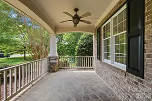 2016 Autumn Blossom Ln, Waxhaw, NC 28173 - Photo 3