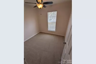 4613 Forestridge Commons Drive, Charlotte, NC 28269 - Photo 13