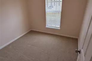 4613 Forestridge Commons Dr, Charlotte, NC 28269 - Photo 13