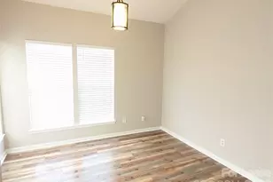 4613 Forestridge Commons Dr, Charlotte, NC 28269 - Photo 11