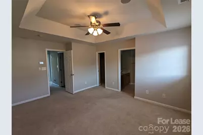 4613 Forestridge Commons Drive, Charlotte, NC 28269 - Photo 9