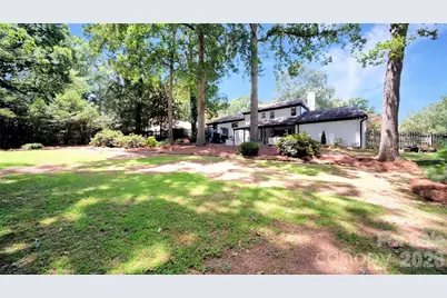 1634 Lumarka Drive, Charlotte, NC 28212 - Photo 33