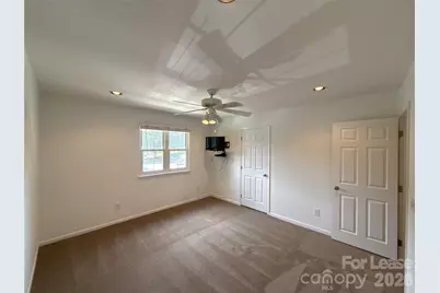 6034 Heath Valley Road, Charlotte, NC 28210 - Photo 7