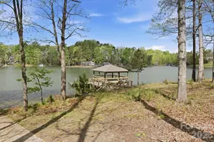 21225 Lake Run Dr, Charlotte, NC 28278 - Photo 43