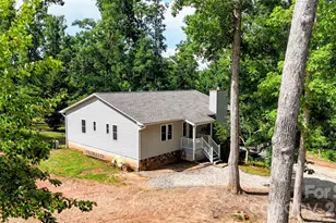 1943 Landrum Rd, Columbus, NC 28722 - Photo 3