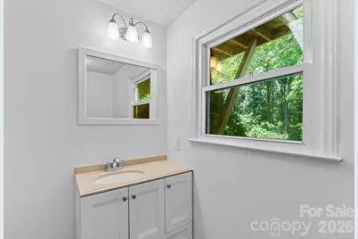 177 E Poplar Drive, Hendersonville, NC 28792 - Photo 15