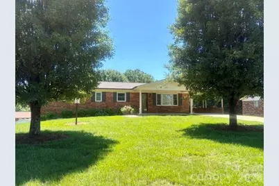 620 Central Street, Hudson, NC 28638 - Photo 1