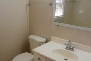815 Echo Glen Rd, Charlotte, NC 28213 - Photo 17