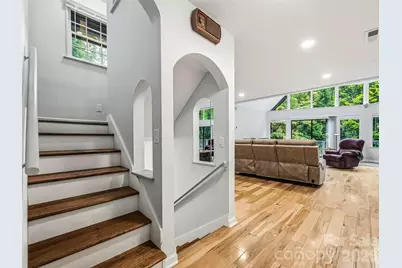 70 Skyline Drive, Hendersonville, NC 28791 - Photo 7