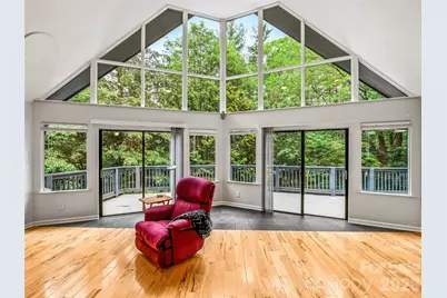 70 Skyline Drive, Hendersonville, NC 28791 - Photo 9