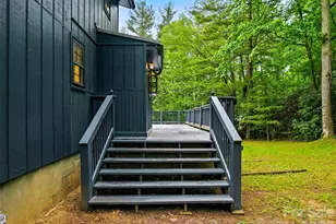 70 Skyline Dr, Hendersonville, NC 28791 - Photo 21
