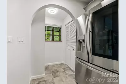 70 Skyline Drive, Hendersonville, NC 28791 - Photo 17