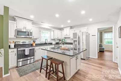 419 Scarborough Lane, Matthews, NC 28105 - Photo 19