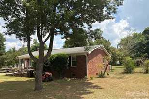 9289 Fisher Rd, Rockwell, NC 28138 - Photo 3