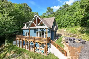 1105 Falls View Dr, Bryson City, NC 28713 - Photo 3