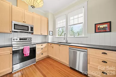 202 S Oak Street, Statesville, NC 28677 - Photo 11