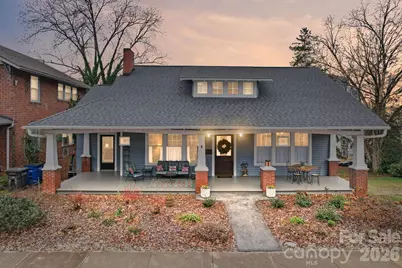 202 S Oak Street, Statesville, NC 28677 - Photo 1