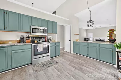 9607 Clifton Meadow Drive, Matthews, NC 28105 - Photo 19