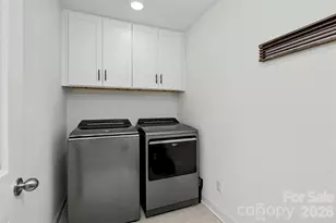 1010 Moffatt Ln, Matthews, NC 28105 - Photo 31