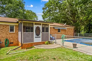 132 Polly Dr, Statesville, NC 28625 - Photo 27