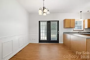 5315 Jocelyn Ln, Charlotte, NC 28269 - Photo 11