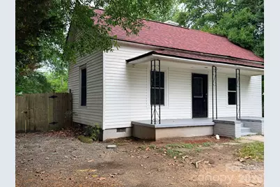 305 N Poplar Street, Gastonia, NC 28054 - Photo 1