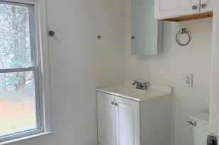 305 N Poplar St, Gastonia, NC 28054 - Photo 15