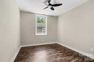 1820 Genesis Park Pl, Charlotte, NC 28206 - Photo 19