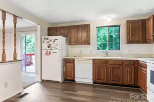 6534 Rollingridge Dr, Charlotte, NC 28211 - Photo 7