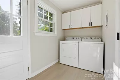 1968 12th Street Place NE, Hickory, NC 28601 - Photo 17