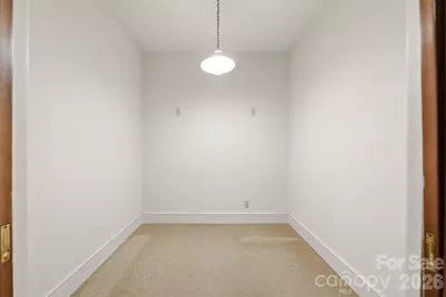 1811 5th Street NW, Hickory, NC 28601 - Photo 27