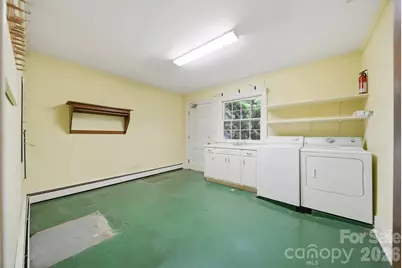 1811 5th Street NW, Hickory, NC 28601 - Photo 21