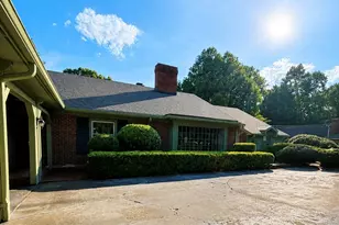 1811 5th St NW, Hickory, NC 28601 - Photo 3